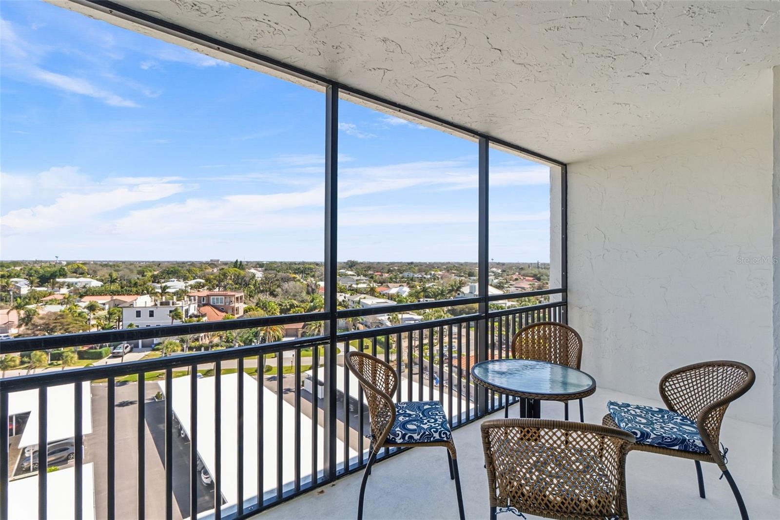 Image 12 of 43 For 631 Alhambra Road 801