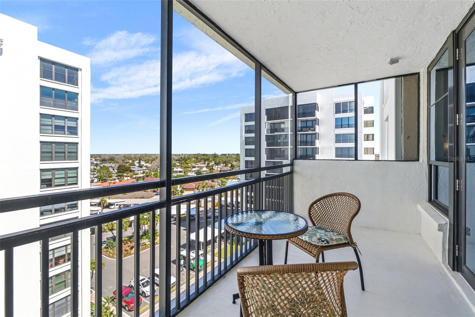 Image 22 of 43 For 631 Alhambra Road 801