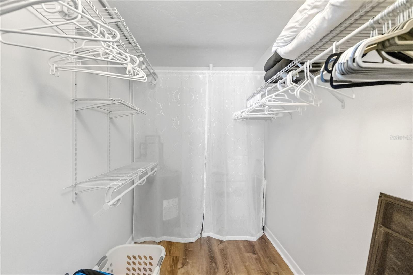 Image 27 of 43 For 631 Alhambra Road 801