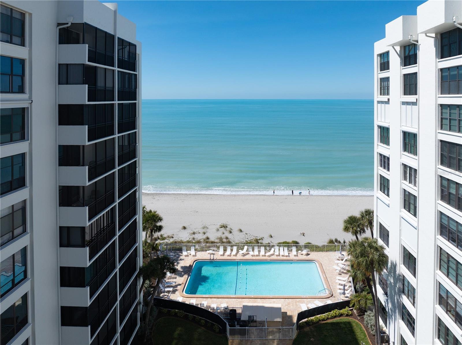 Image 36 of 43 For 631 Alhambra Road 801