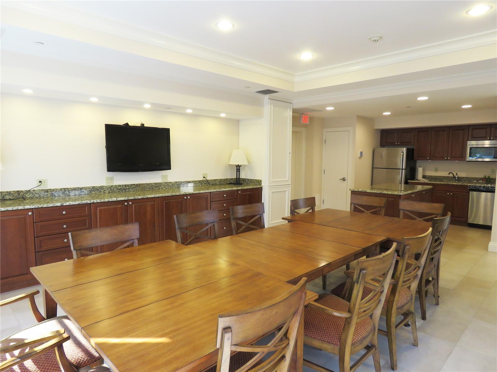 Image 41 of 43 For 631 Alhambra Road 801