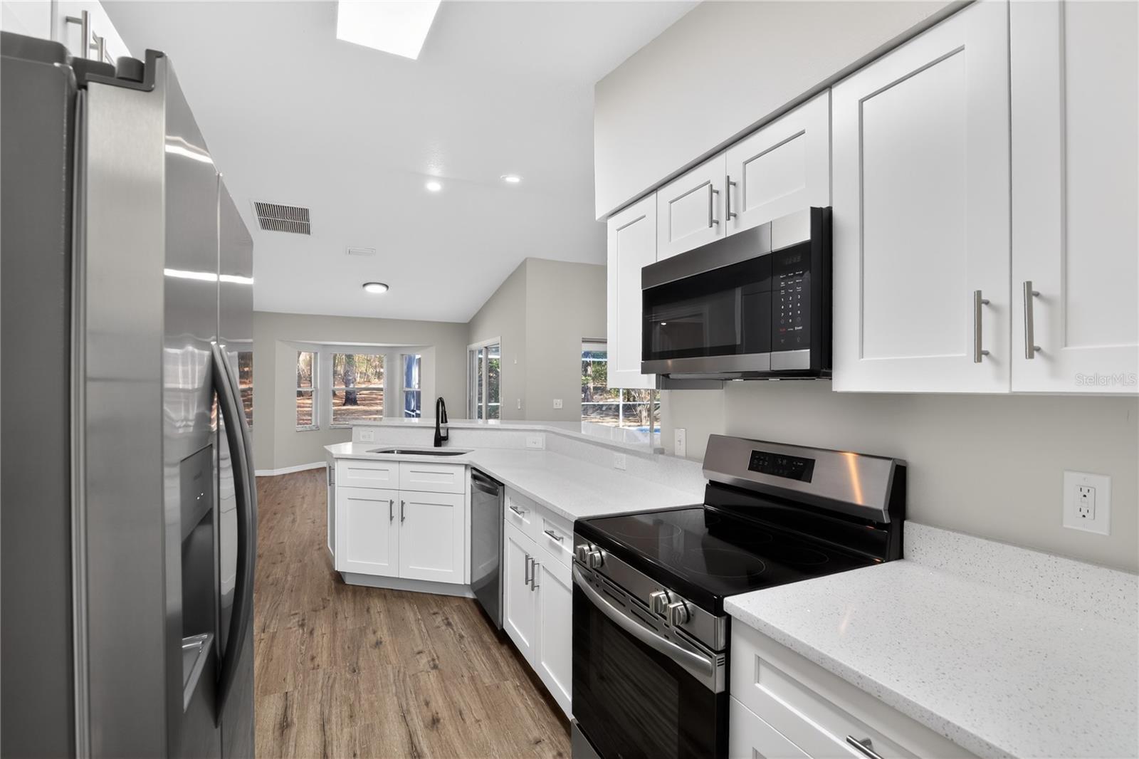 Image 11 of 33 For 1139 Mckinley Street