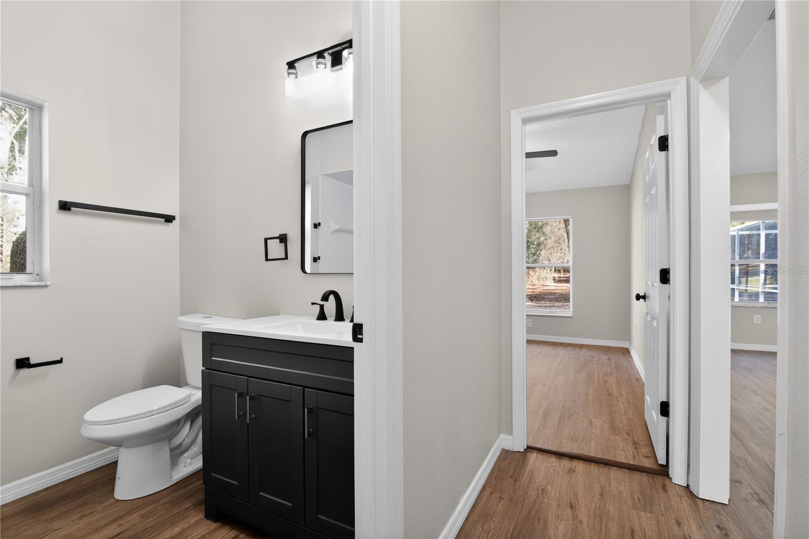 Image 21 of 33 For 1139 Mckinley Street