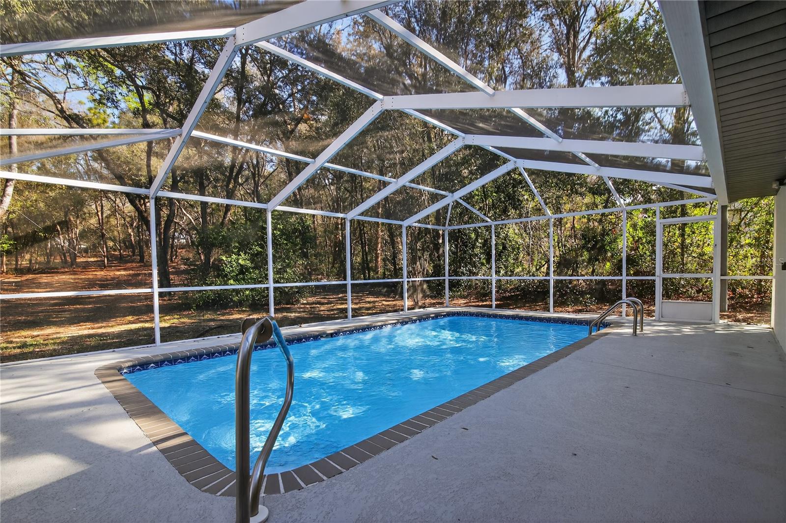 Image 3 of 33 For 1139 Mckinley Street