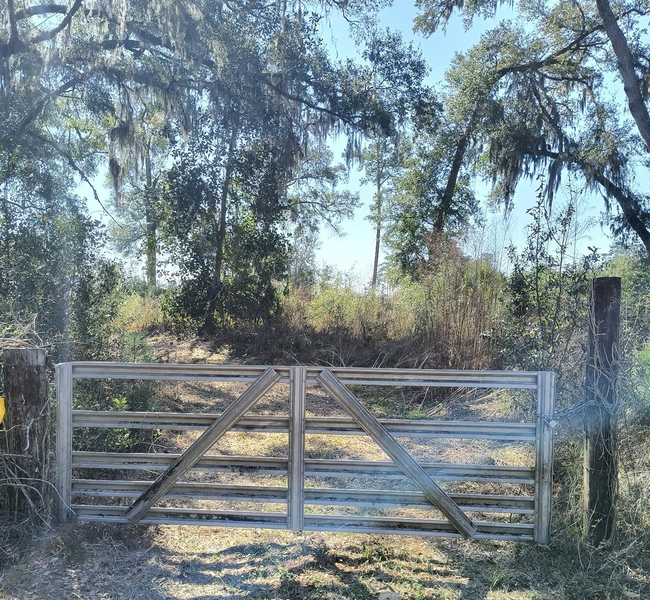 Image 5 of 9 For 000 Mississippi Street