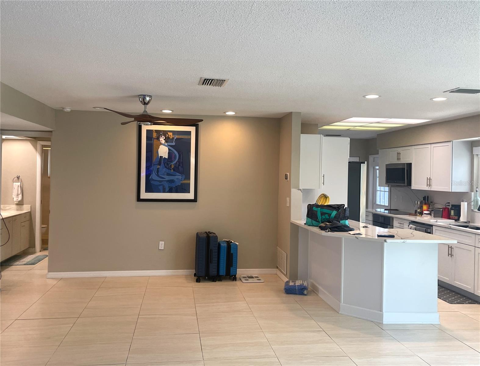 Image 7 of 33 For 119 Villa Drive 119