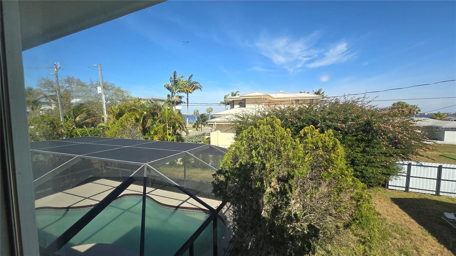 Image 23 of 32 For 2001 Saint George Drive