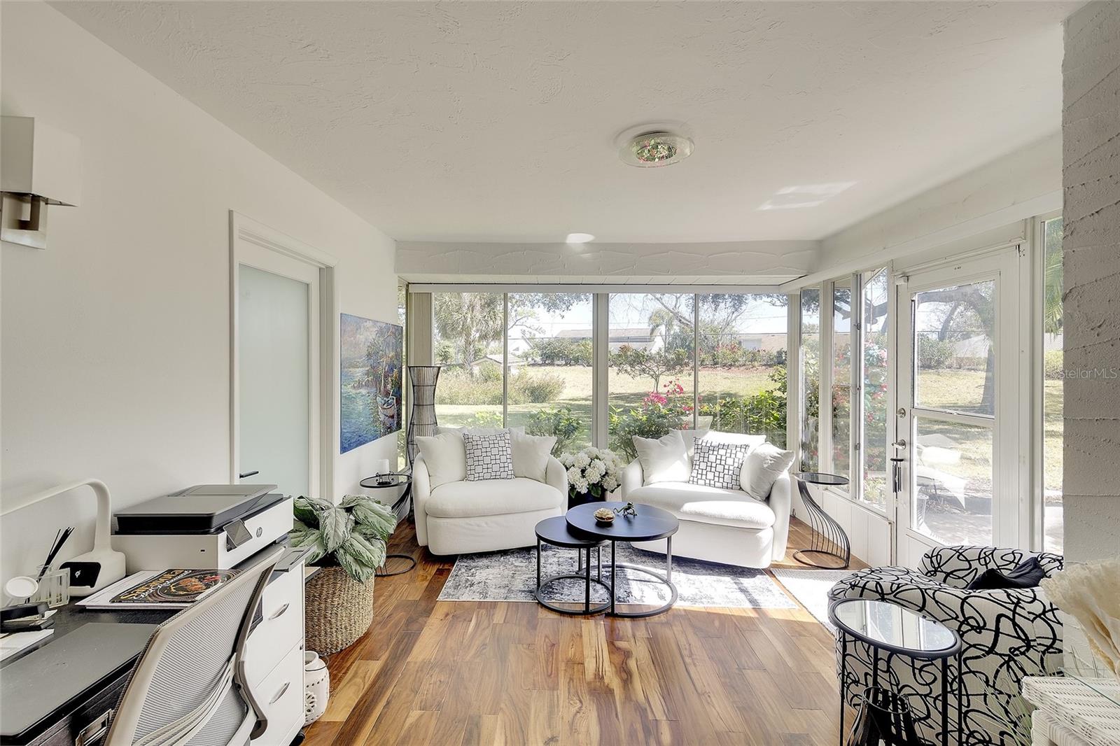 Image 13 of 28 For 5803 Garden Lakes Drive