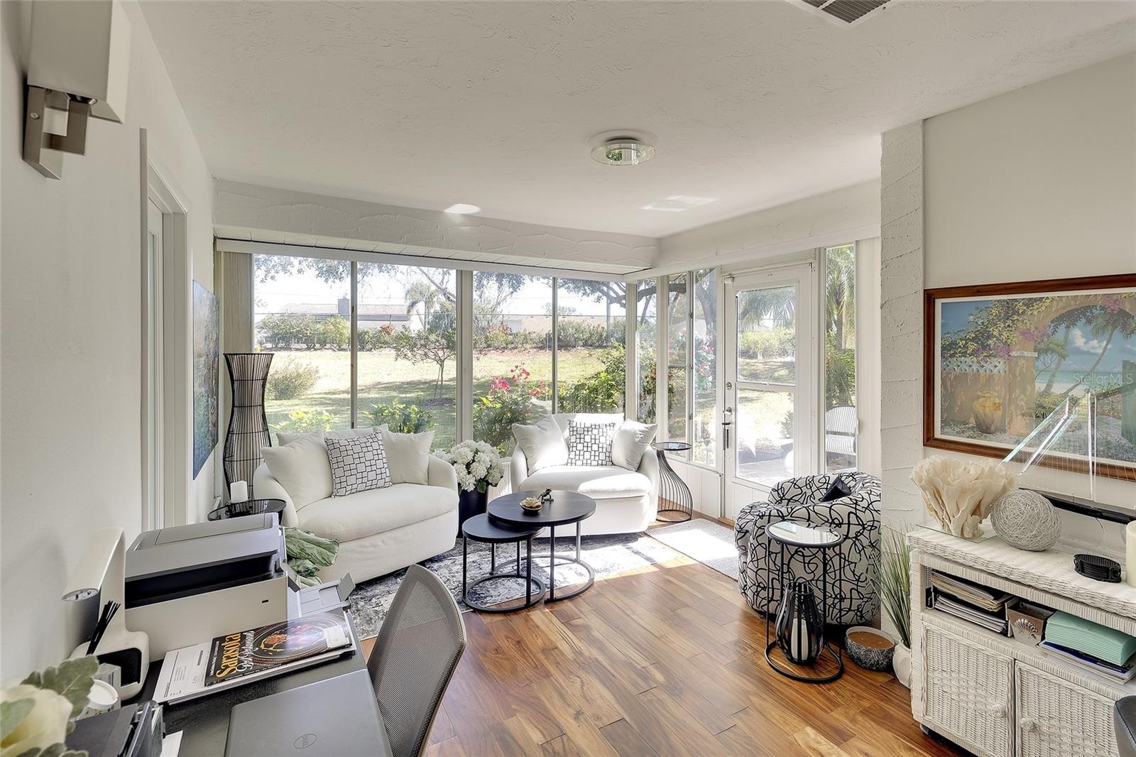 Image 14 of 28 For 5803 Garden Lakes Drive