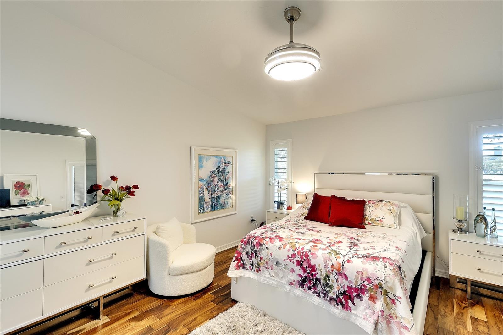 Image 15 of 28 For 5803 Garden Lakes Drive