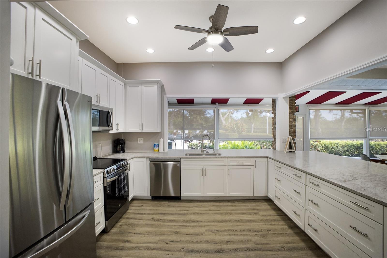 Image 27 of 28 For 5803 Garden Lakes Drive