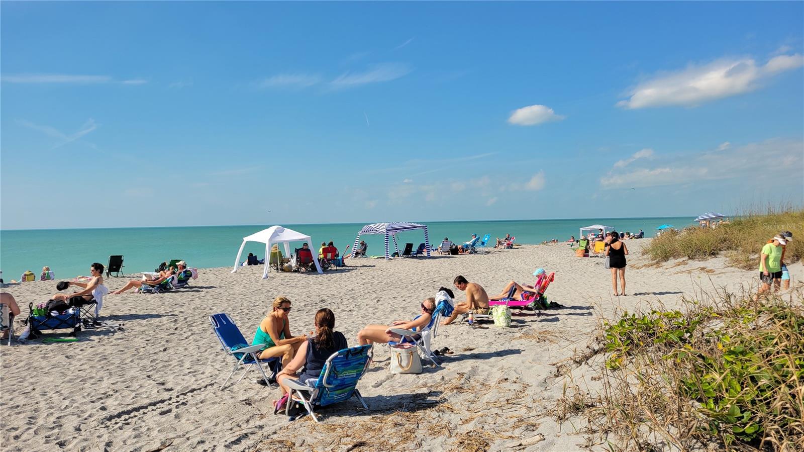 Image 16 of 18 For 360 Base Avenue E 424