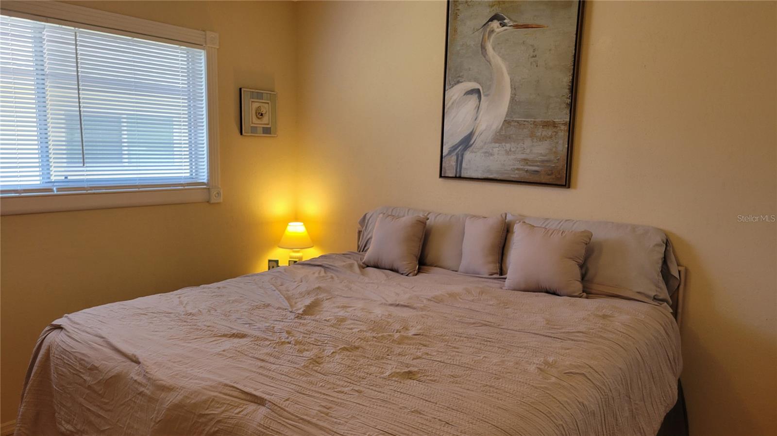 Image 7 of 18 For 360 Base Avenue E 424