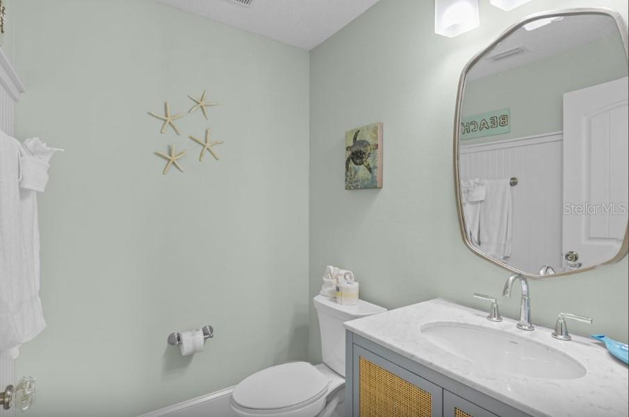 Image 20 of 58 For 117 Willow Avenue