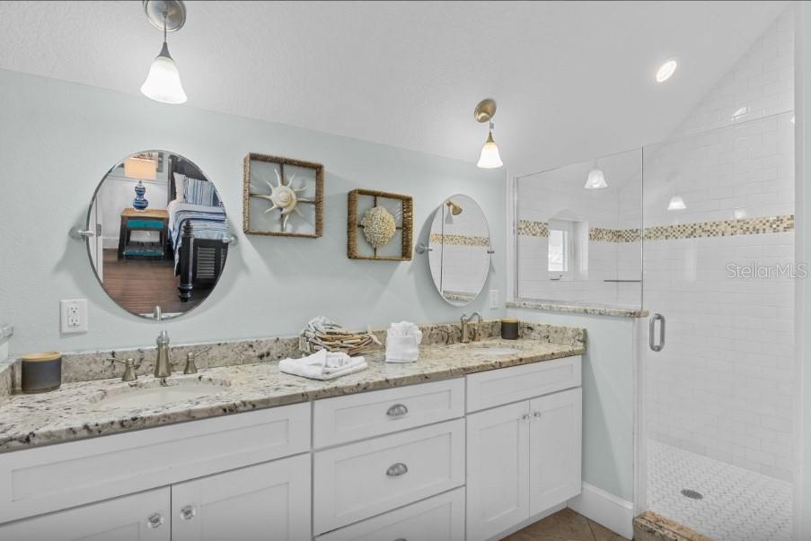 Image 25 of 58 For 117 Willow Avenue