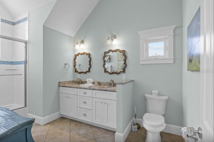 Image 28 of 58 For 117 Willow Avenue