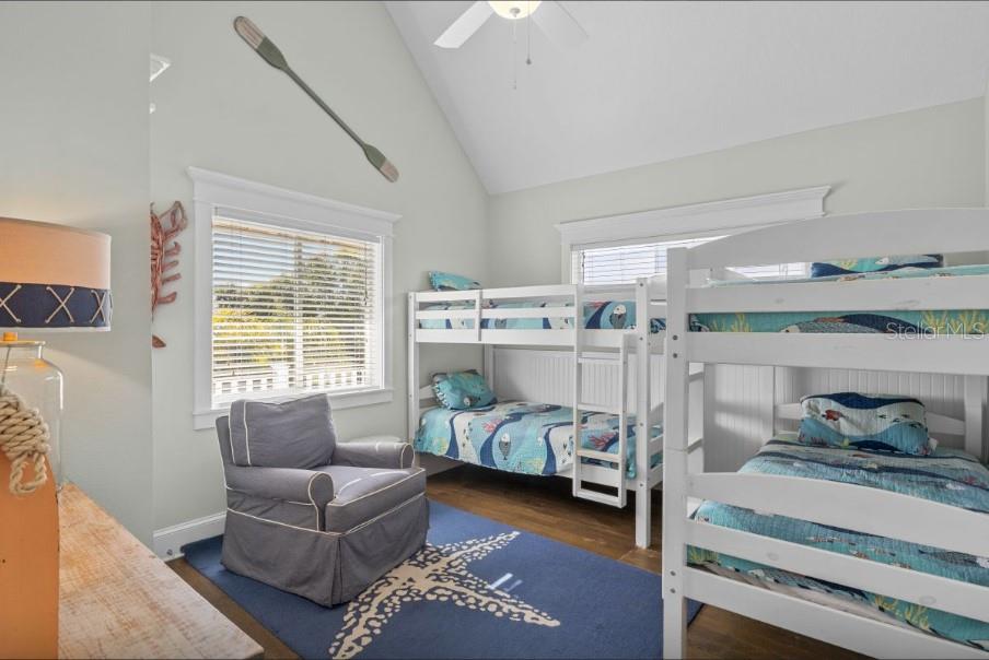 Image 33 of 58 For 117 Willow Avenue