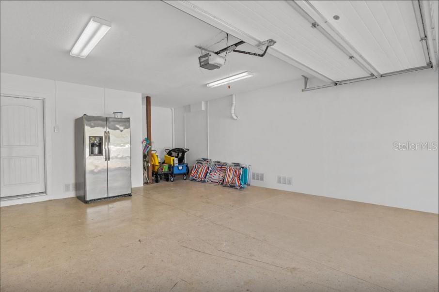 Image 41 of 58 For 117 Willow Avenue