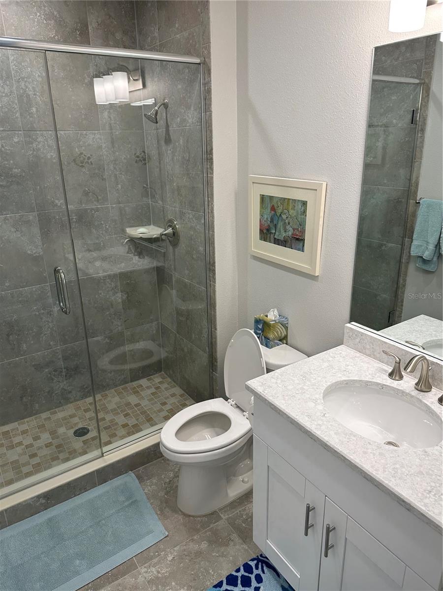 Image 25 of 48 For 7610 34th Avenue W 203