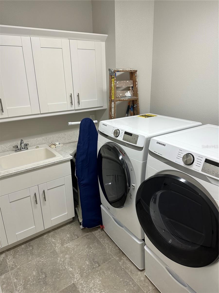 Image 30 of 48 For 7610 34th Avenue W 203