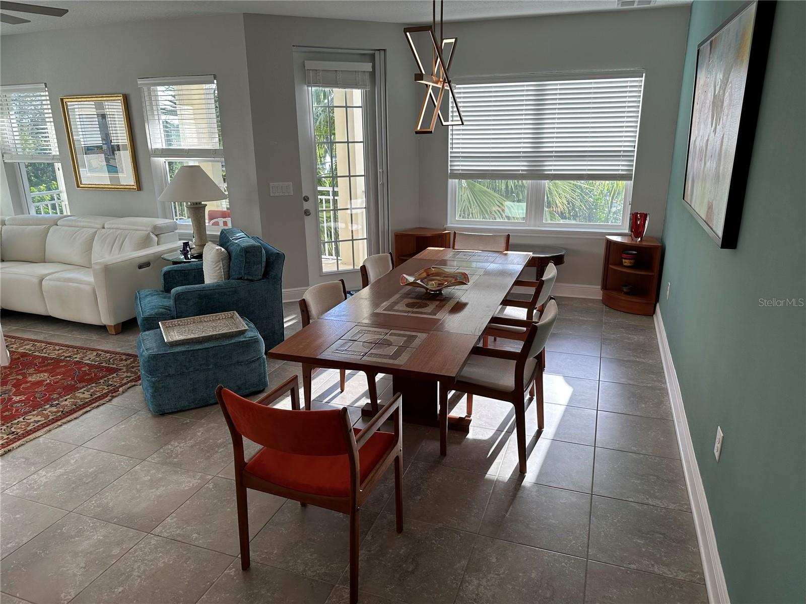 Image 7 of 48 For 7610 34th Avenue W 203