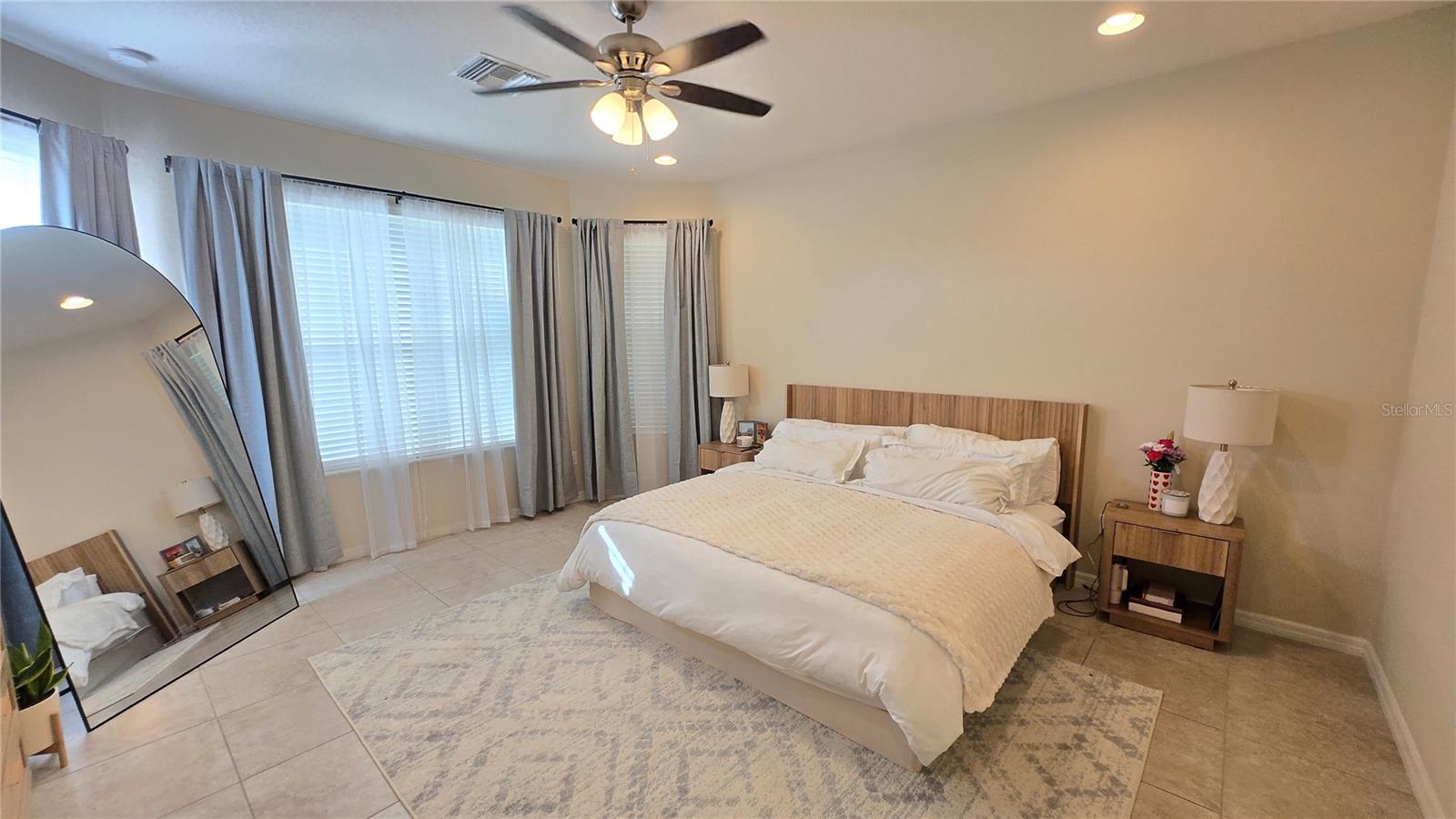 Image 24 of 52 For 5729 Sunflower Circle