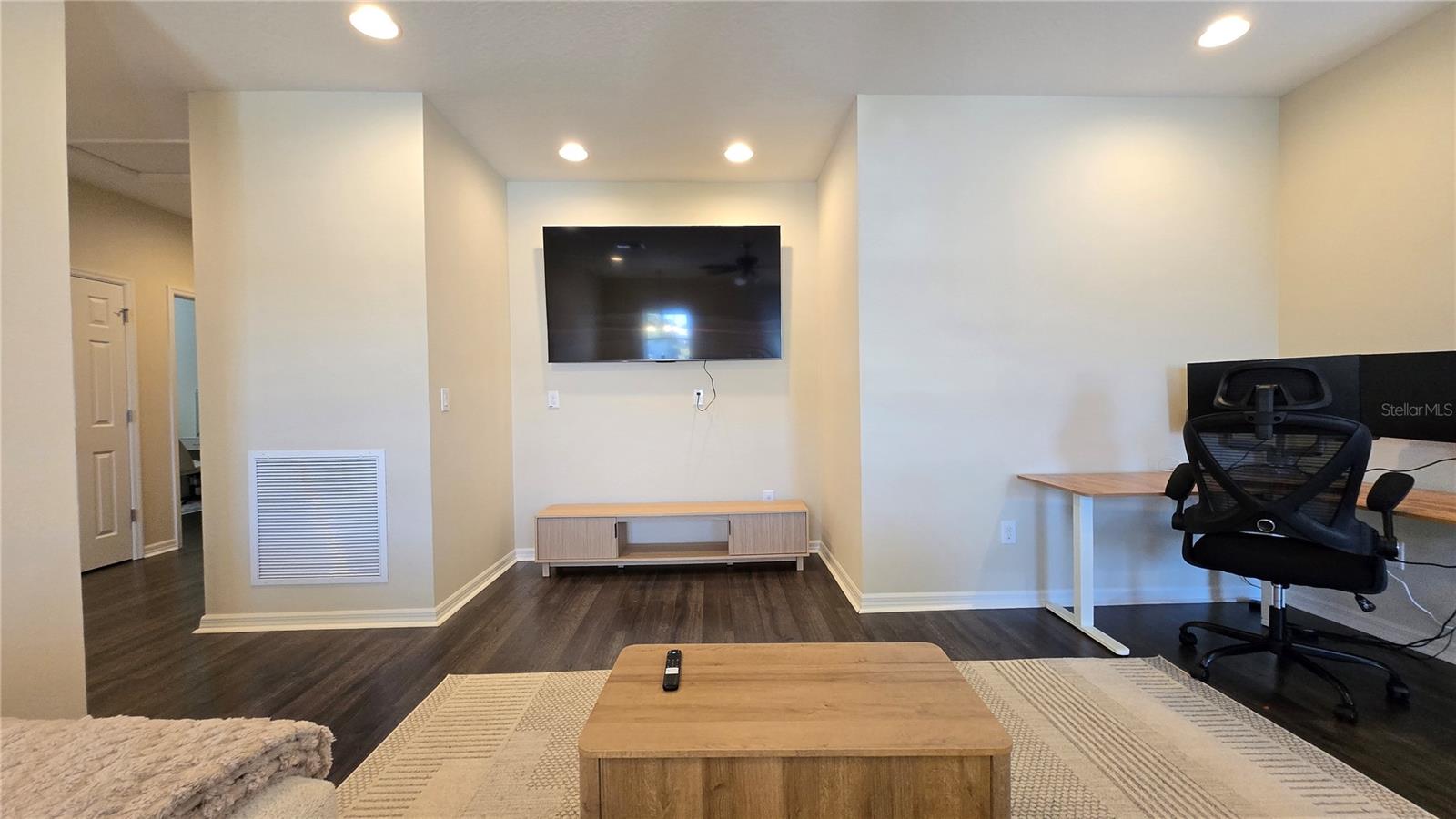 Image 32 of 52 For 5729 Sunflower Circle