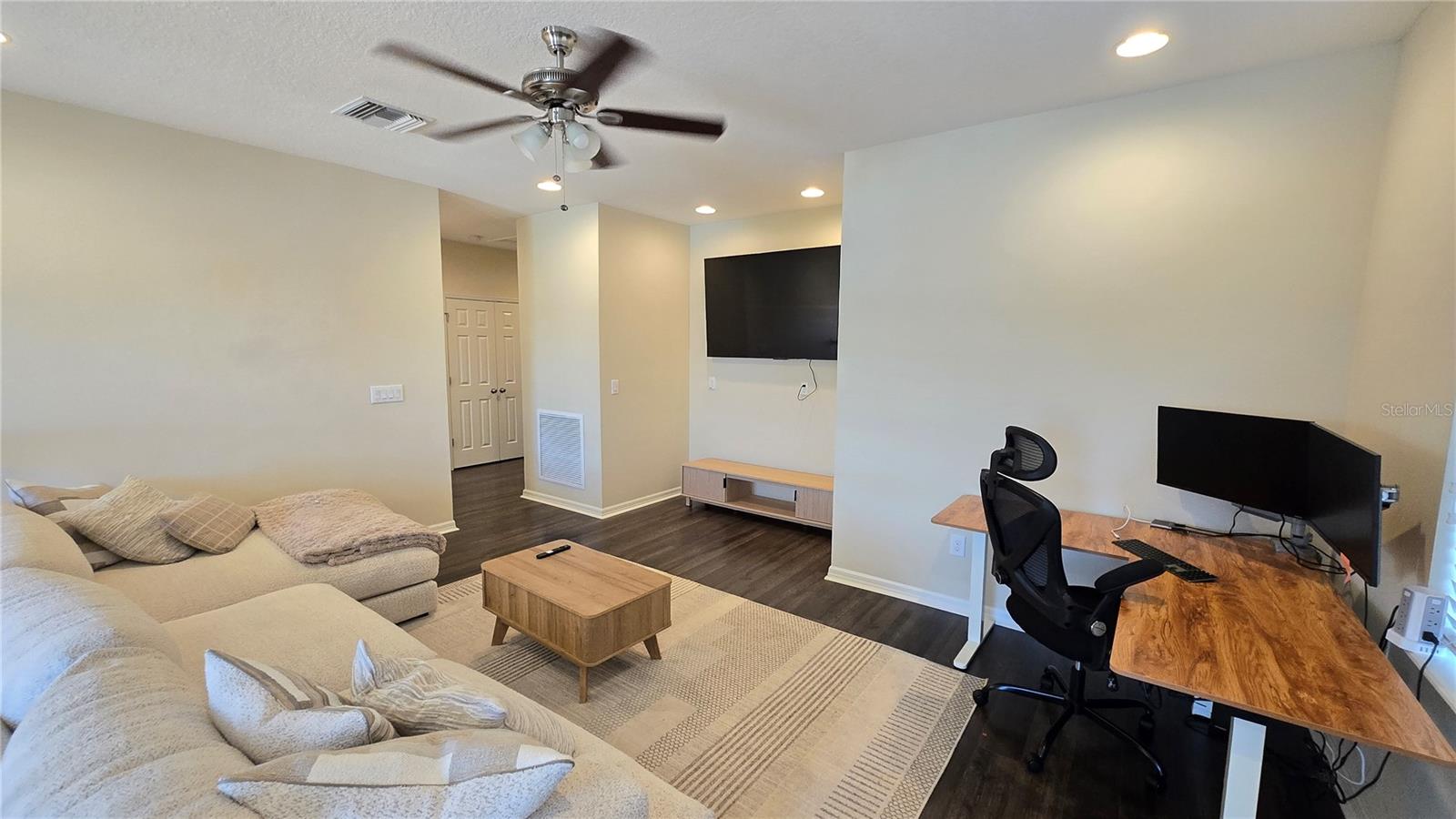 Image 33 of 52 For 5729 Sunflower Circle