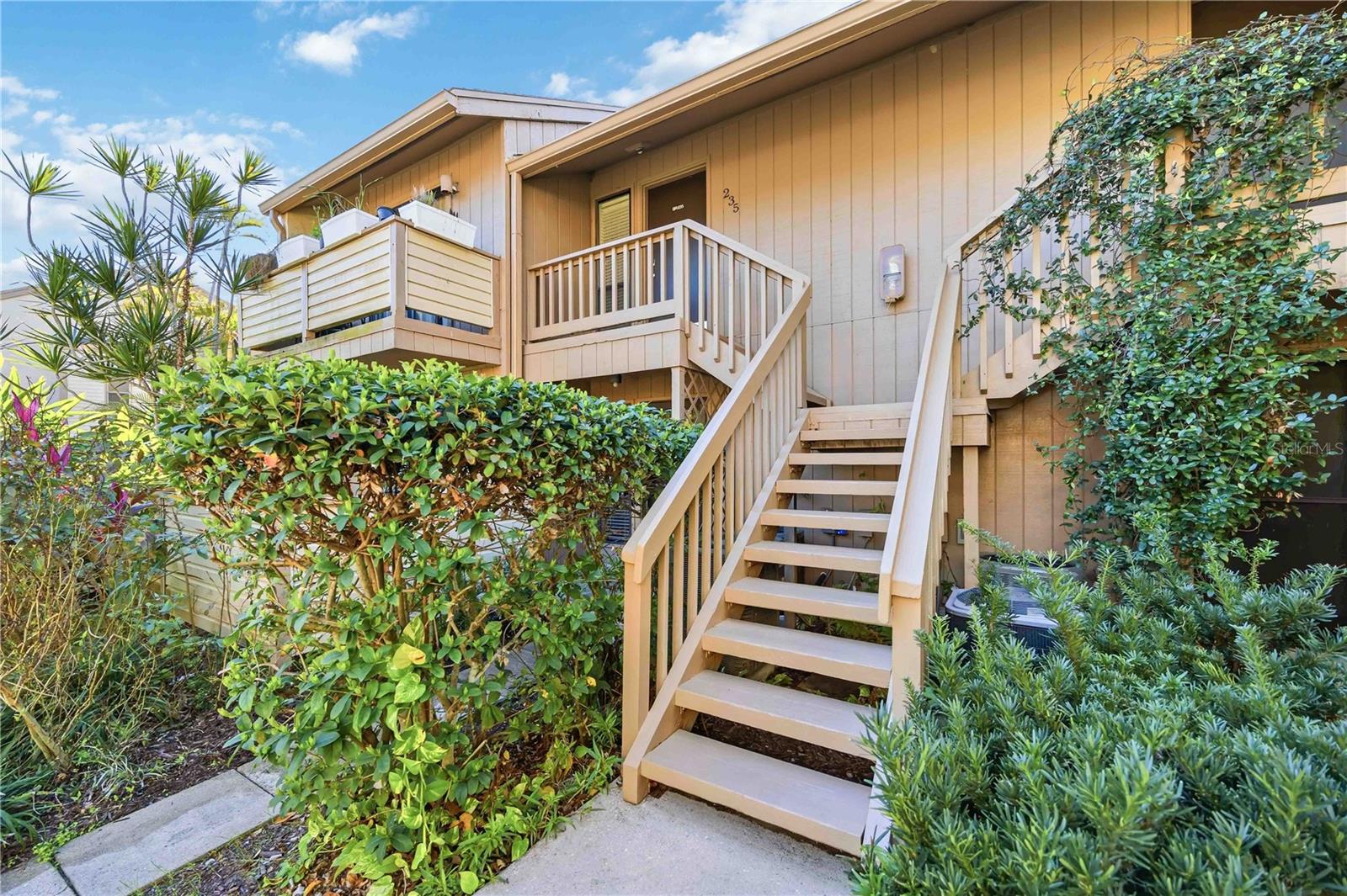 Image 2 of 35 For 1626 Brookhouse Drive 235