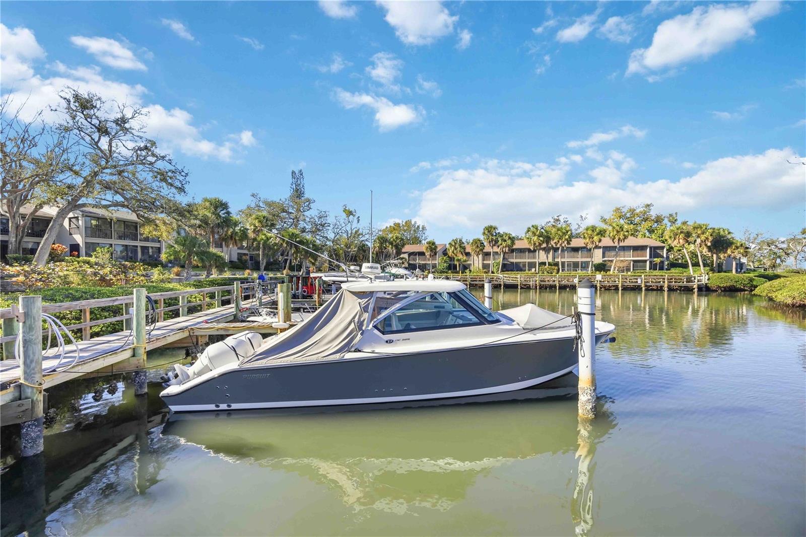 Image 30 of 35 For 1626 Brookhouse Drive 235