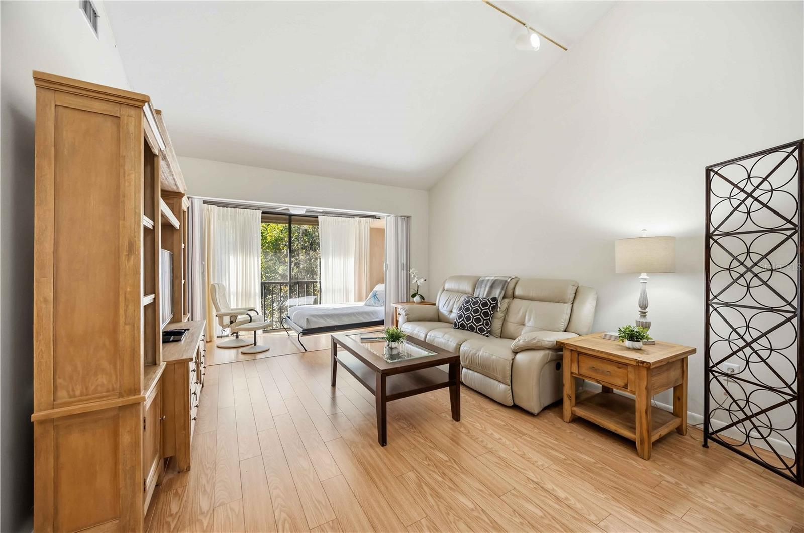 Image 7 of 35 For 1626 Brookhouse Drive 235