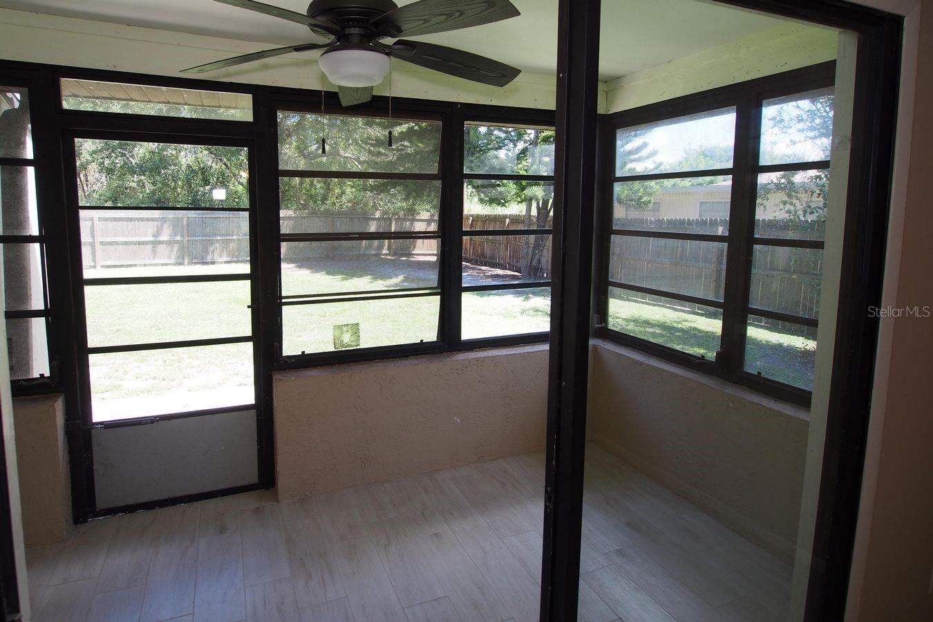 Image 13 of 30 For 618 45th Street E