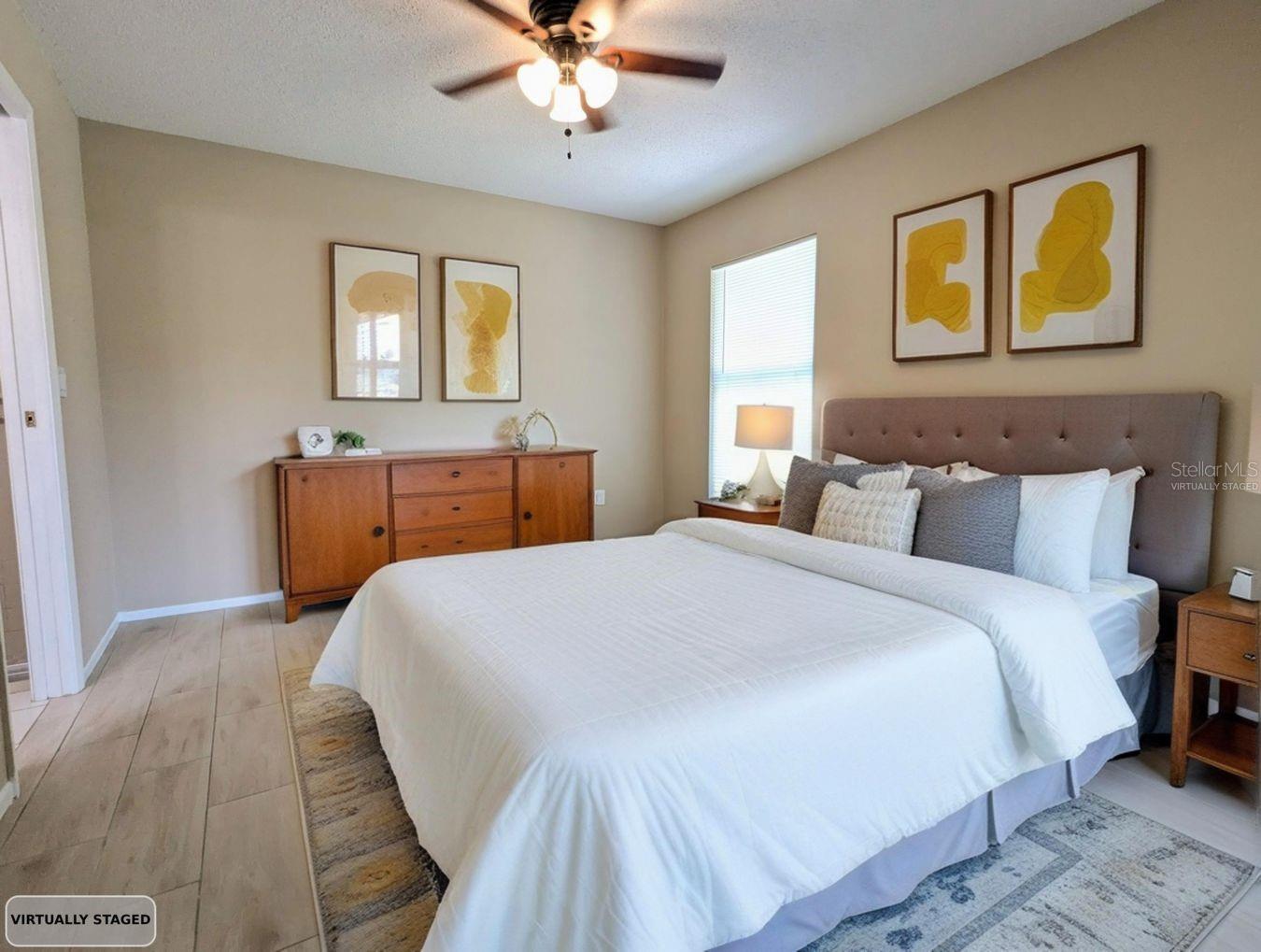 Image 15 of 30 For 618 45th Street E