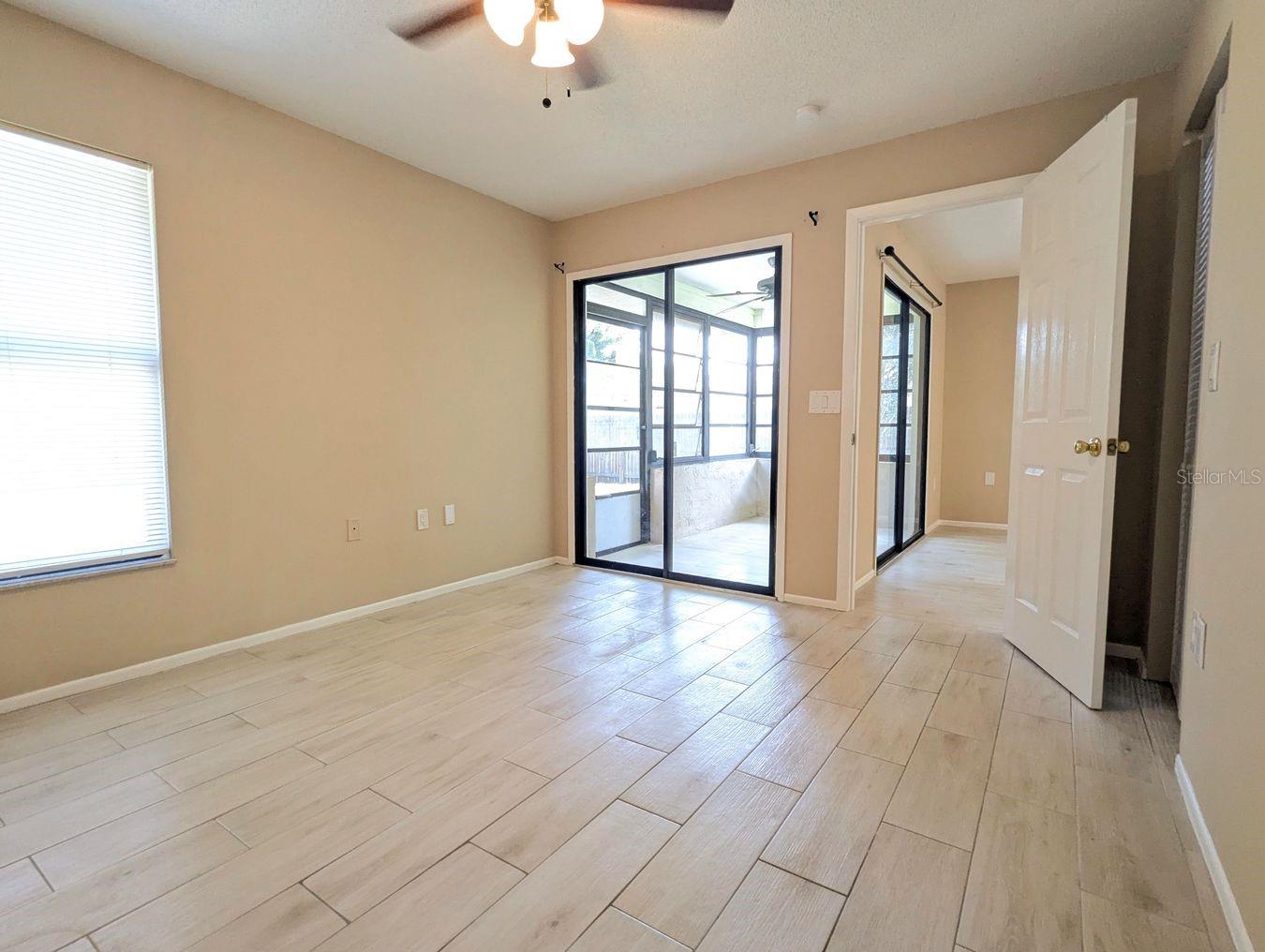 Image 16 of 30 For 618 45th Street E