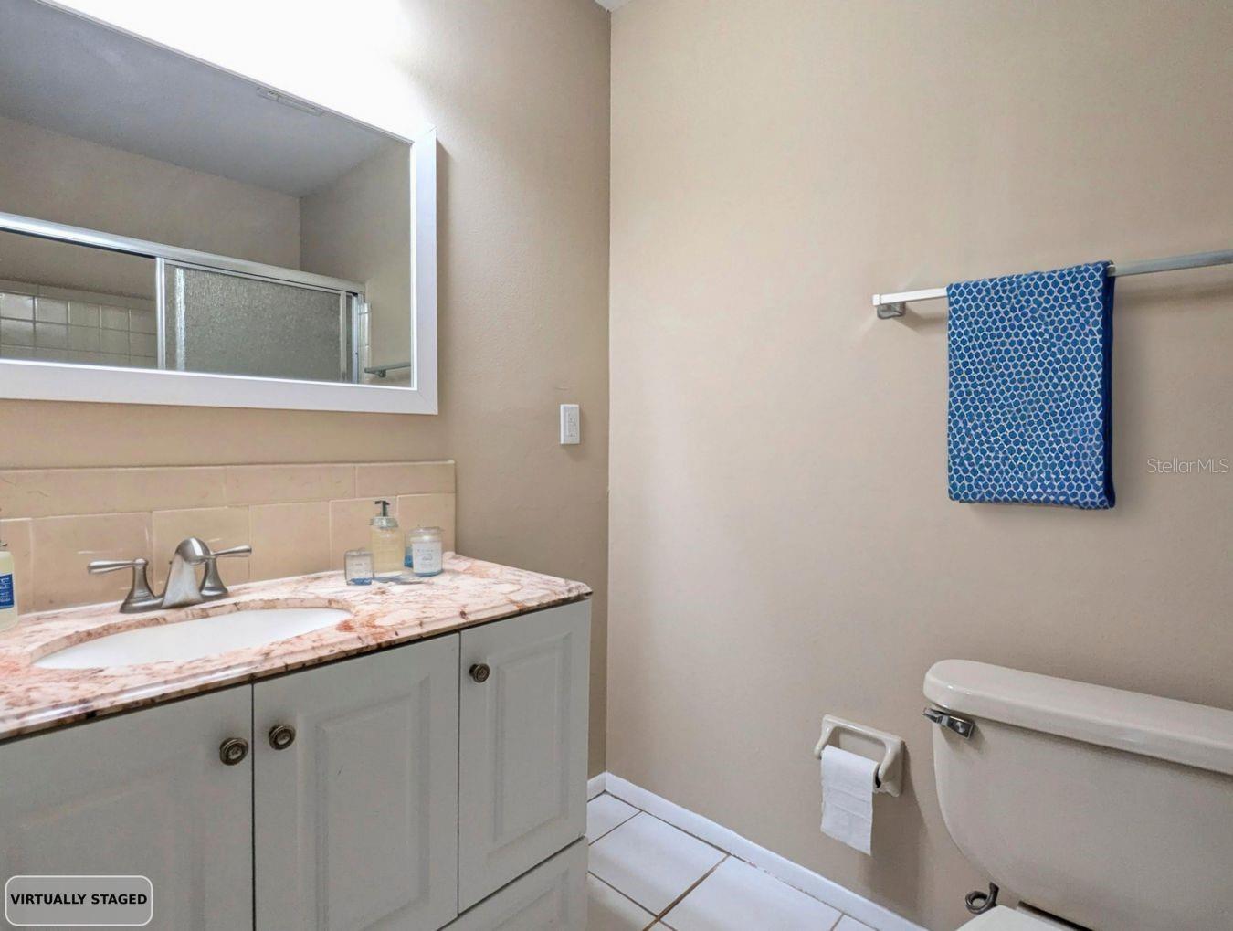 Image 18 of 30 For 618 45th Street E