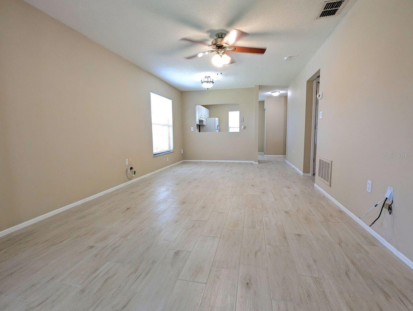 Image 6 of 30 For 618 45th Street E