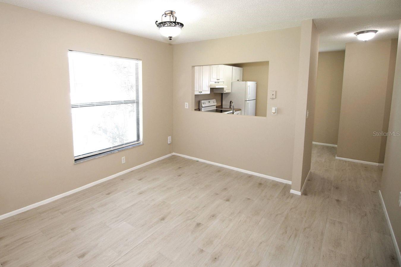 Image 9 of 30 For 618 45th Street E