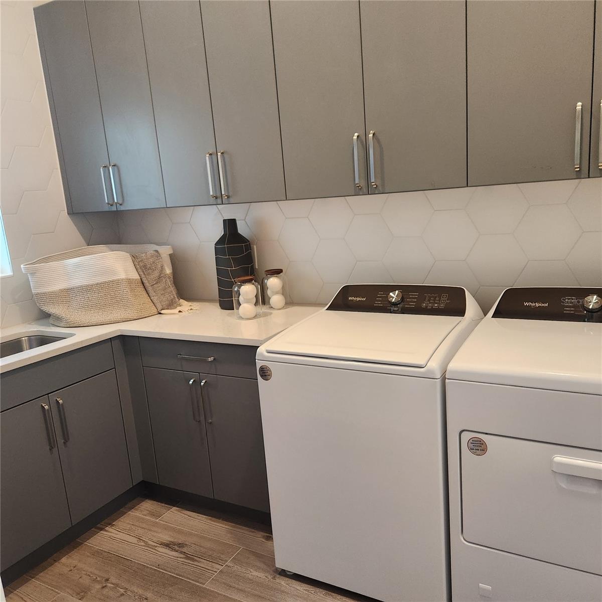 Image 14 of 15 For 512 Blue Shell Loop