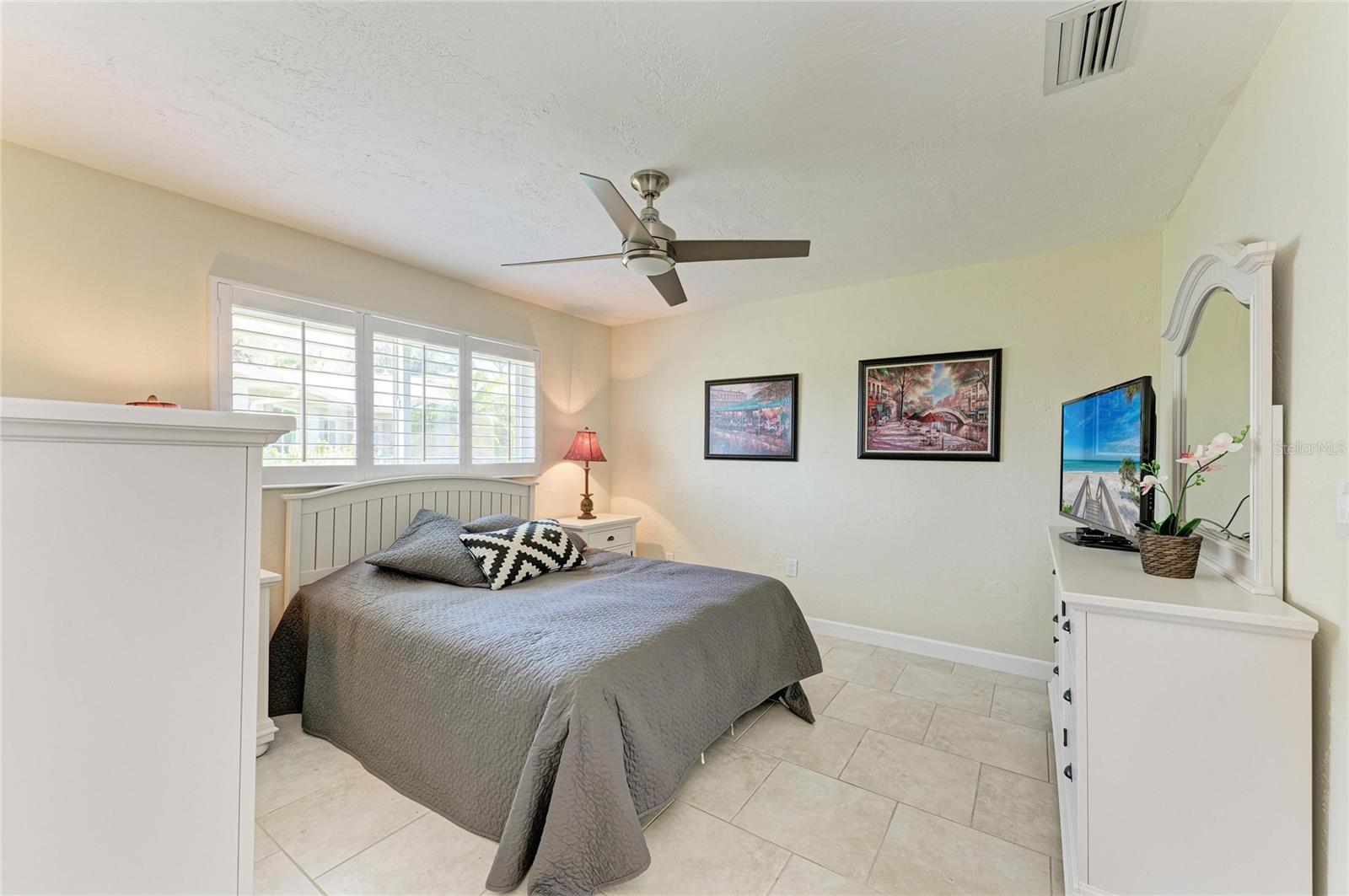 Image 39 of 62 For 2360 Arborfield Lane