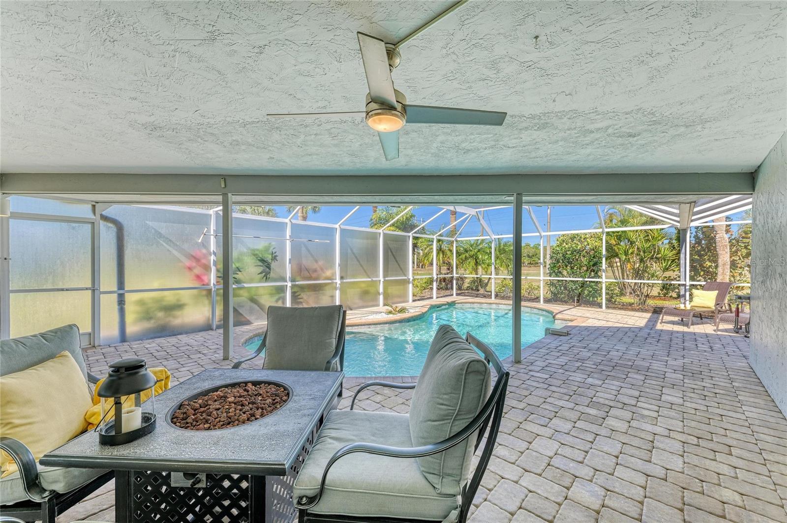 Image 41 of 62 For 2360 Arborfield Lane