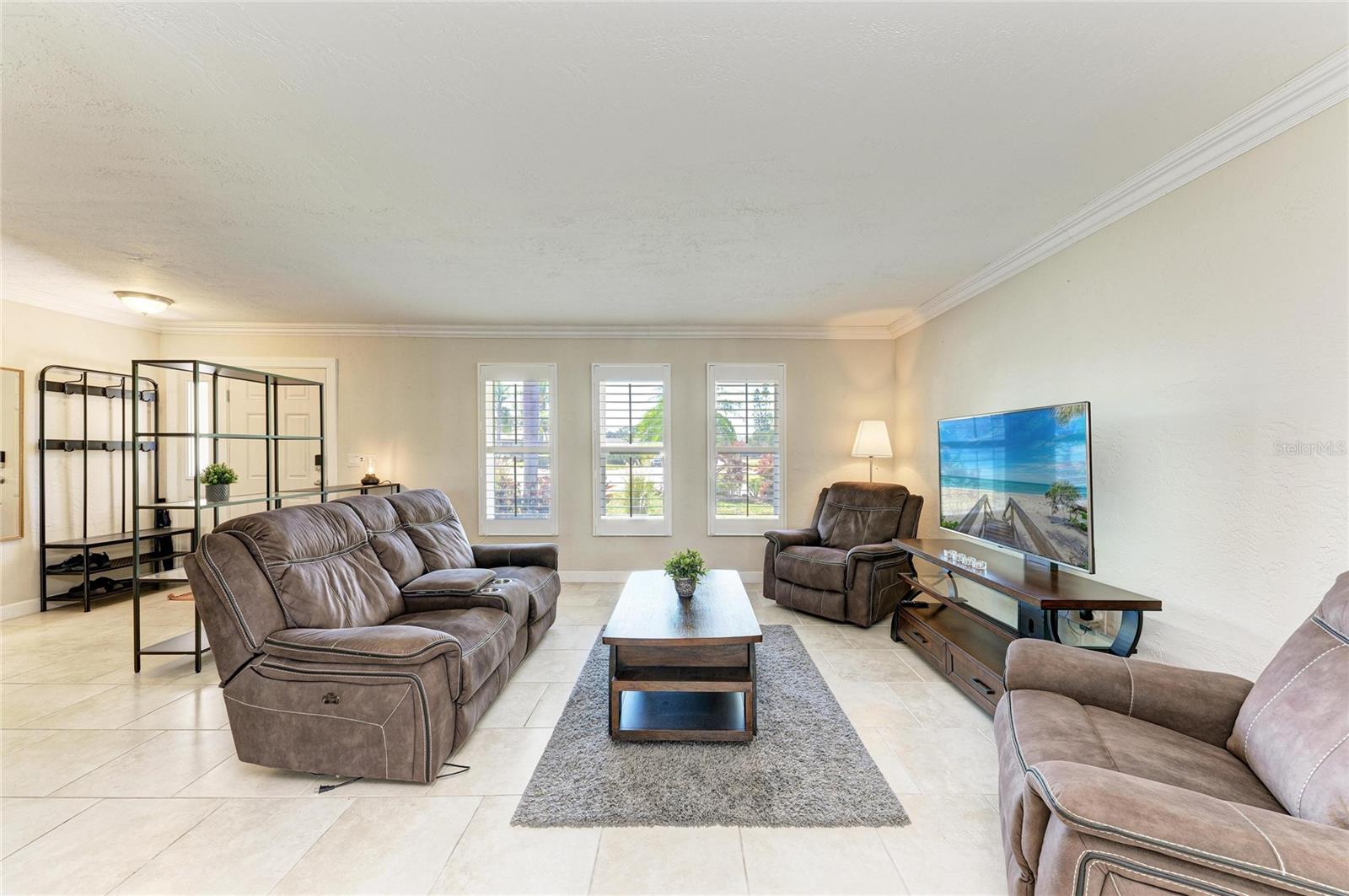 Image 7 of 62 For 2360 Arborfield Lane