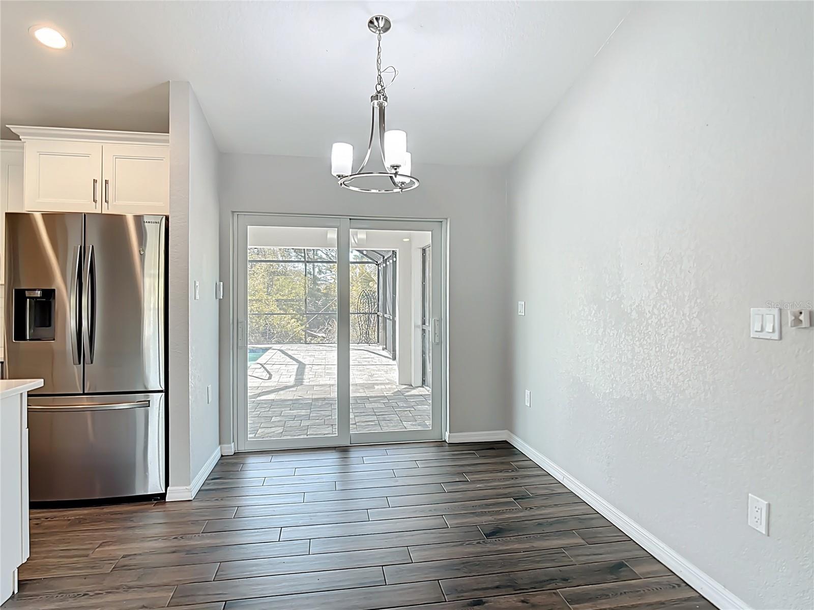 Image 11 of 53 For 11177 Chalet Avenue