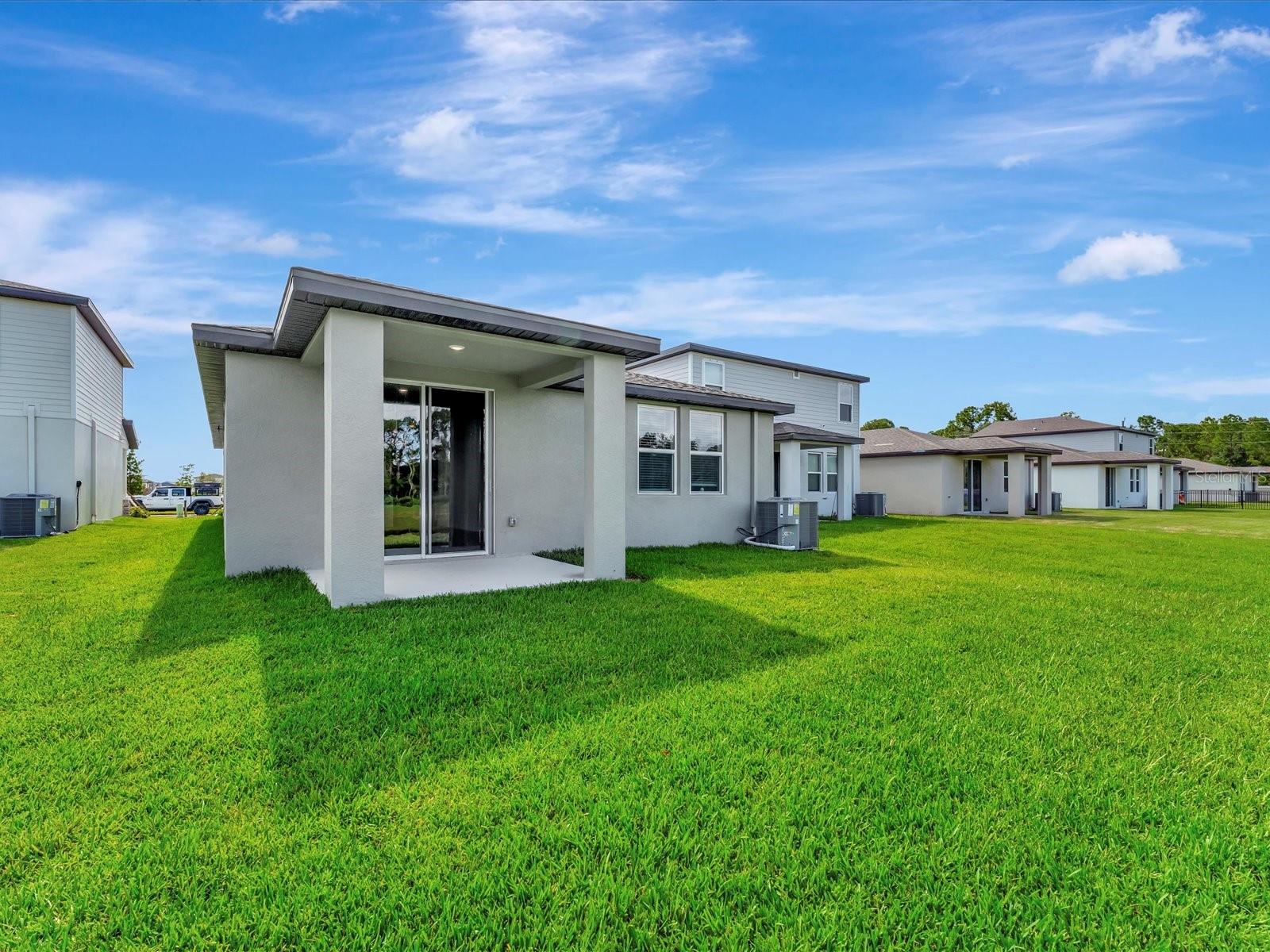 Image 21 of 38 For 176 Whiteland Bend