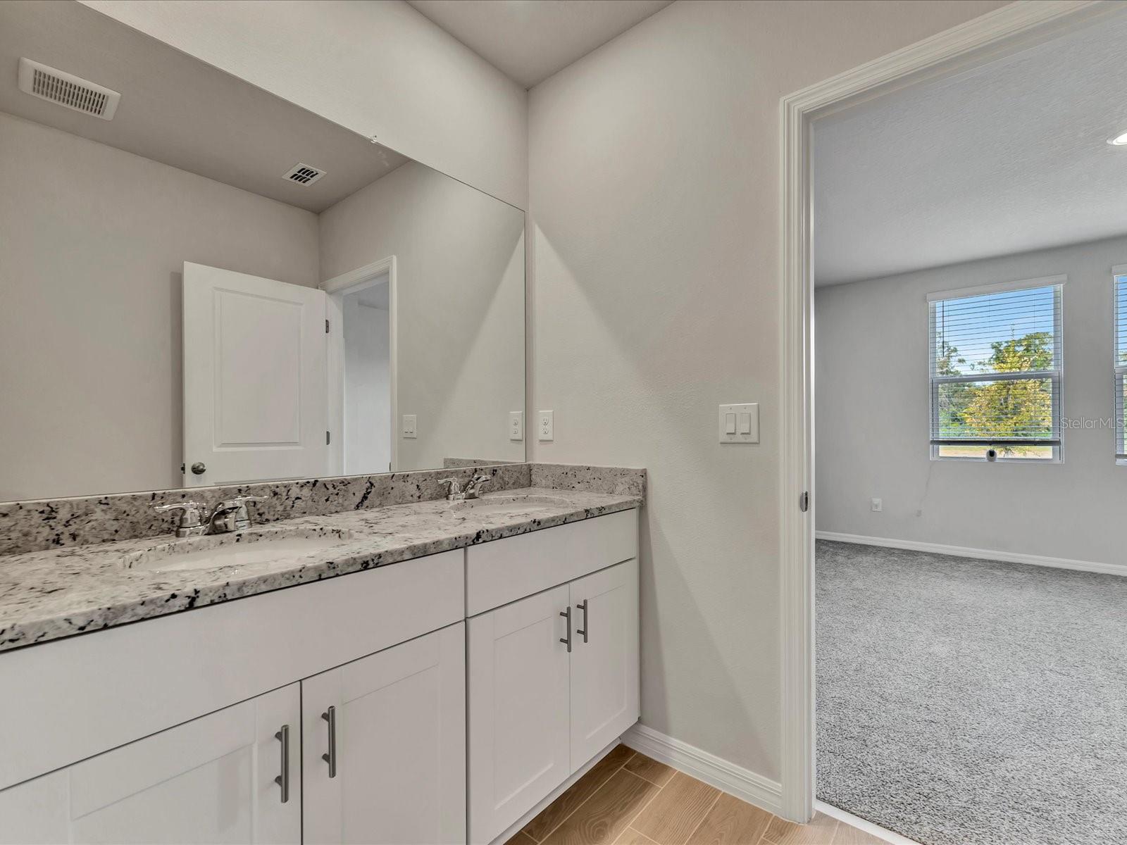 Image 28 of 38 For 176 Whiteland Bend