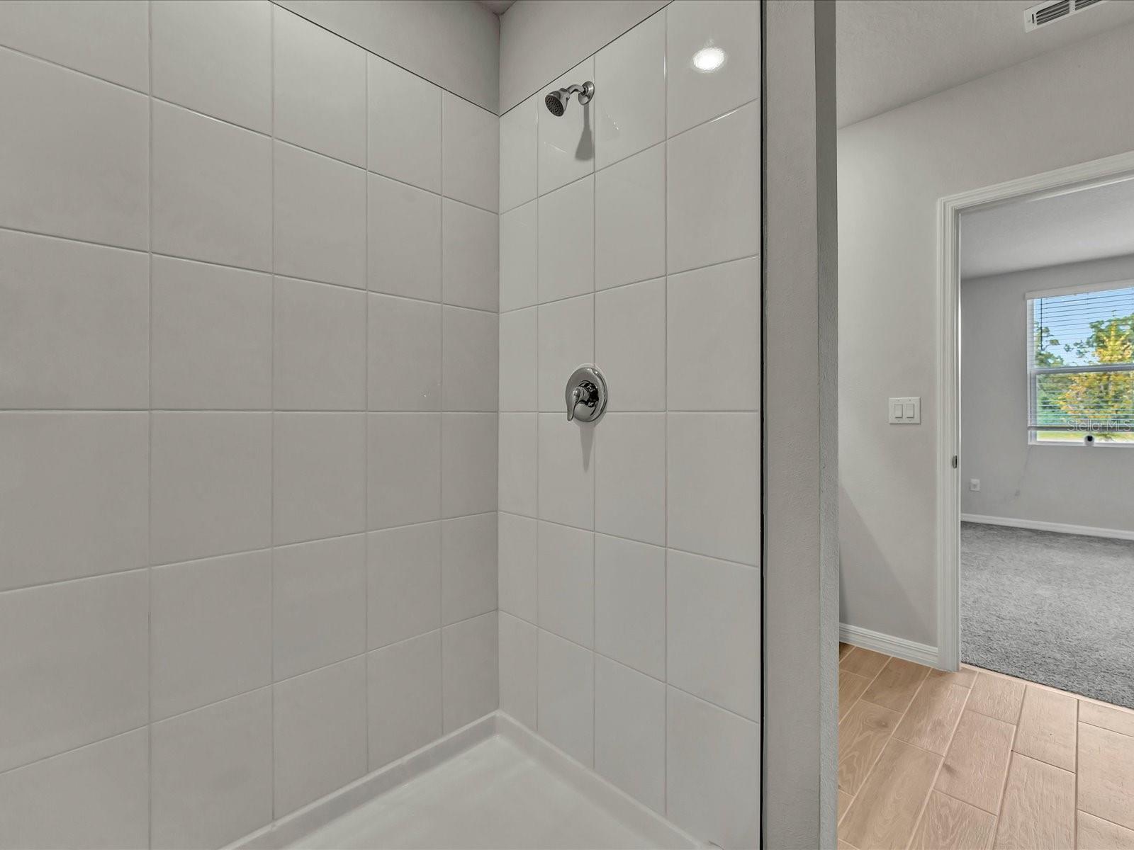 Image 31 of 38 For 176 Whiteland Bend