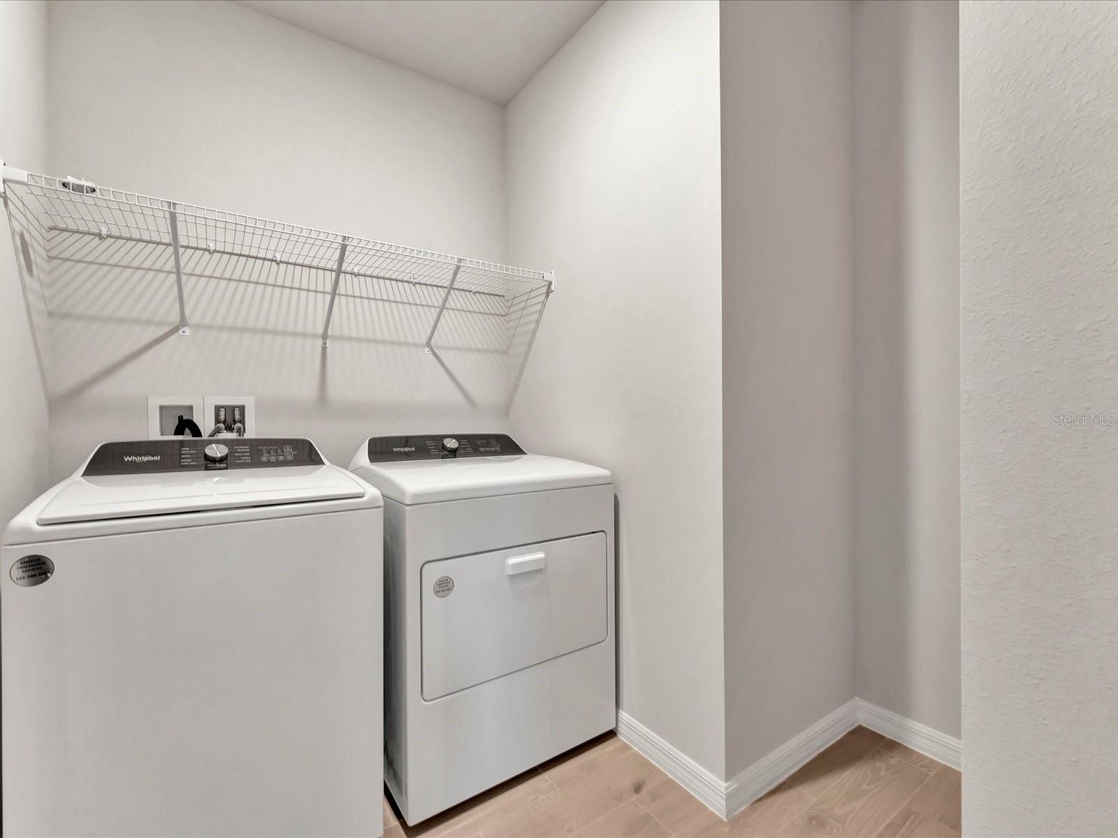 Image 32 of 38 For 176 Whiteland Bend