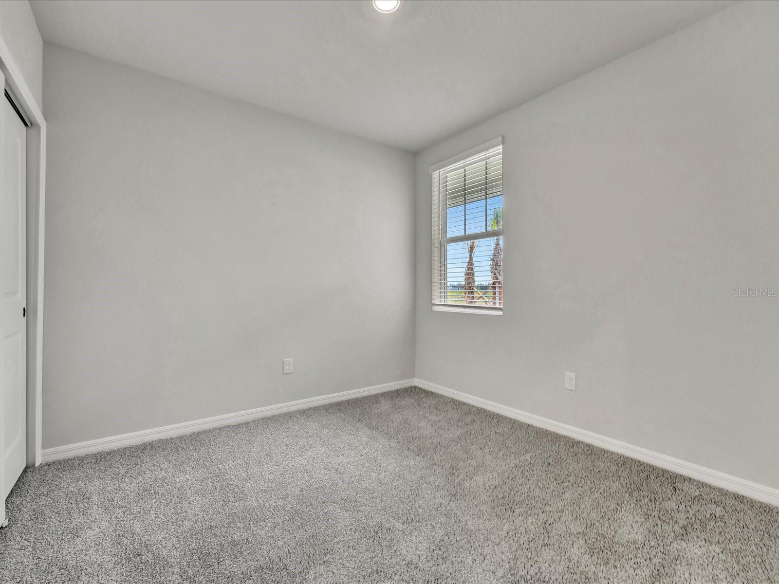 Image 35 of 38 For 176 Whiteland Bend