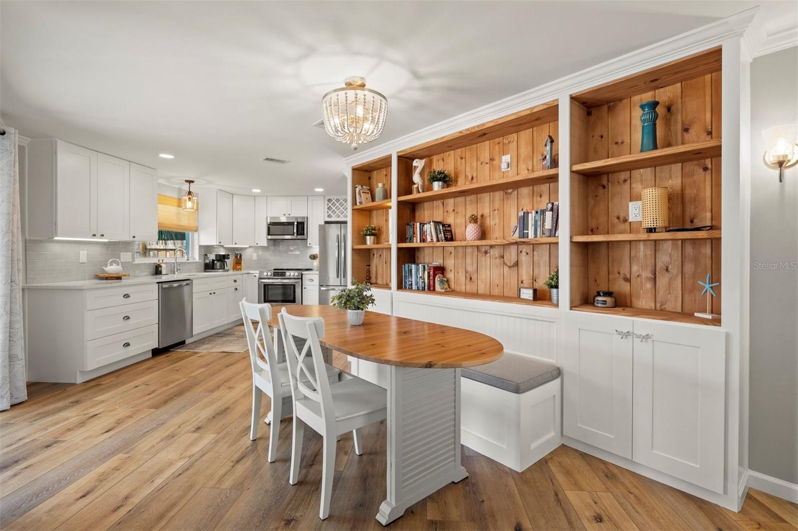 Image 12 of 53 For 3165 Regatta Circle