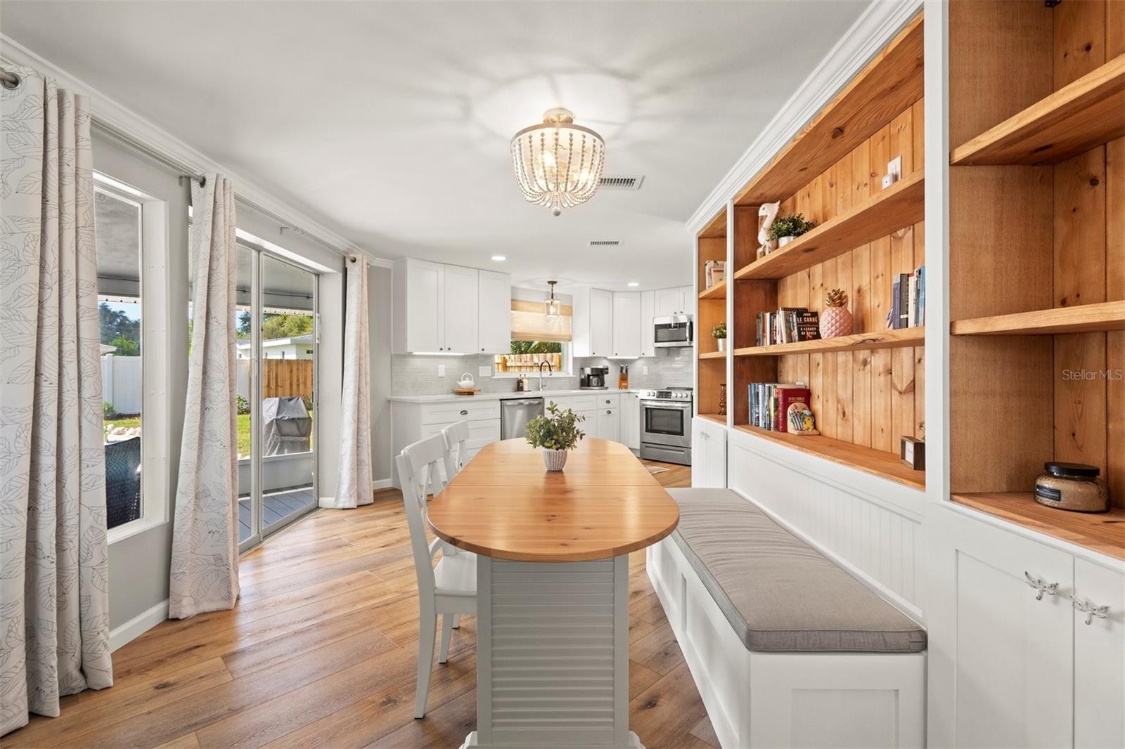 Image 13 of 53 For 3165 Regatta Circle