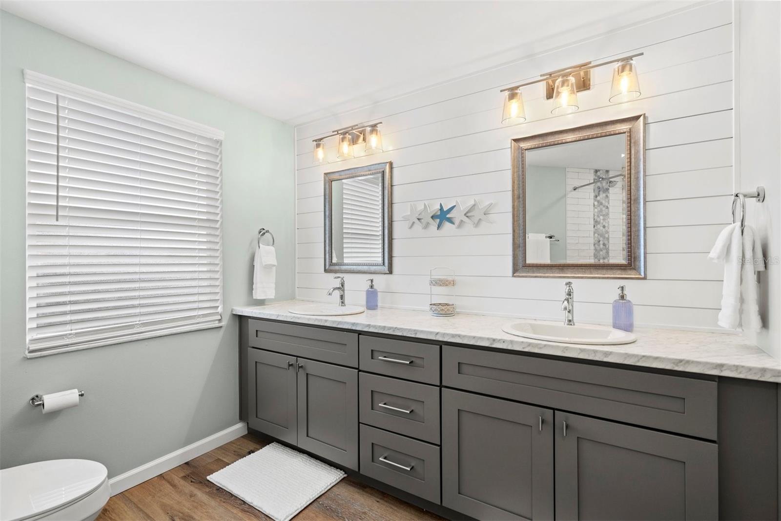 Image 19 of 53 For 3165 Regatta Circle